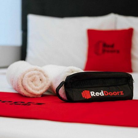 Hotel Reddoorz Near Mojokerto Train Station Extérieur photo