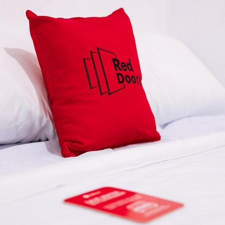 Hotel Reddoorz Near Mojokerto Train Station Extérieur photo
